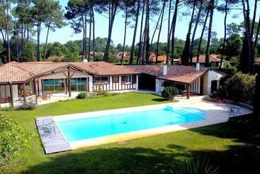 צימר La Villa Des 3 Pins