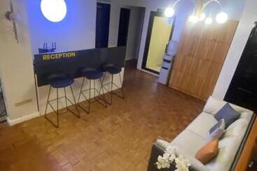 Honey Suite Room At Bee Cafe Cebu