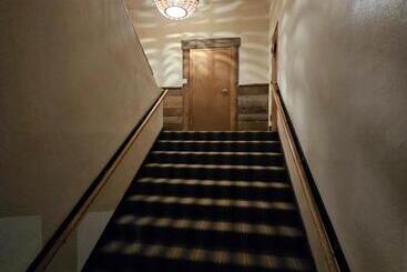 هتل Eaglescape Suites And Event Center