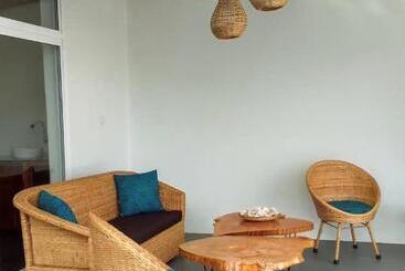 هتل Matumaini Guest House