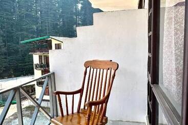 هتل New Ocean Manali !! Near Mall Road