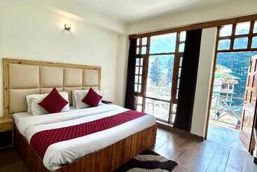 هتل New Ocean Manali !! Near Mall Road