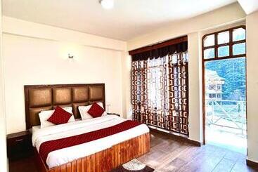 هتل New Ocean Manali !! Near Mall Road