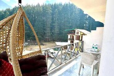 هتل New Ocean Manali !! Near Mall Road