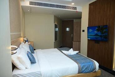 هتل Pipul Ocean View Resort