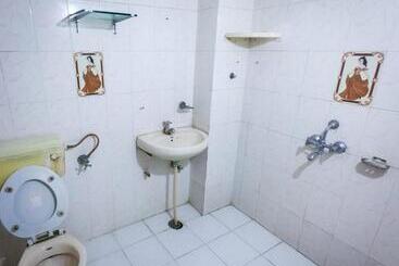 Nomadic Hostel