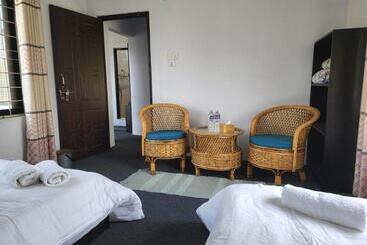 پانسیون Dream Home Guest House