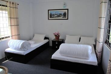 پانسیون Dream Home Guest House
