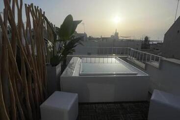 پانسیون Al 22 Suite & Spa Luxury Experience