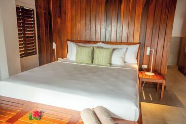 Waya Island Resort   Adults Only