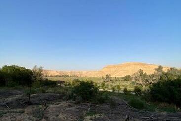 منتجع جلامبنغ   Glamping Resort