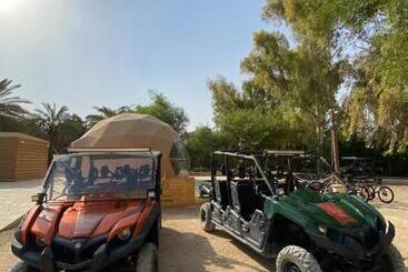 منتجع جلامبنغ   Glamping Resort