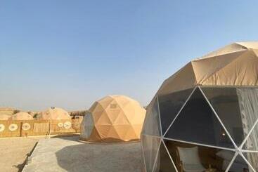 منتجع جلامبنغ   Glamping Resort
