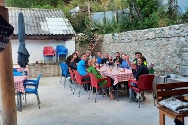 هاستل Guest House Bozvill