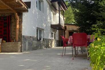 هاستل Guest House Bozvill