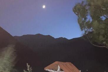 هاستل Guest House Bozvill