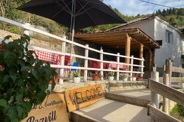 هاستل Guest House Bozvill