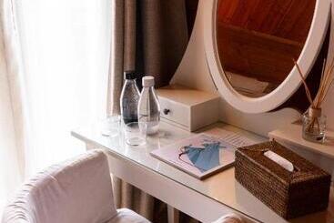تختخواب و صبحانه Chambres Et Table D Hôtes Au Chalet Datcha