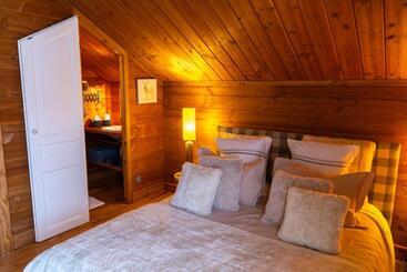 تختخواب و صبحانه Chambres Et Table D Hôtes Au Chalet Datcha