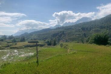 تختخواب و صبحانه Lanh Sapa Homestay