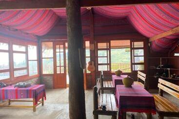 تختخواب و صبحانه Lanh Sapa Homestay