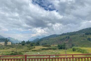 تختخواب و صبحانه Lanh Sapa Homestay