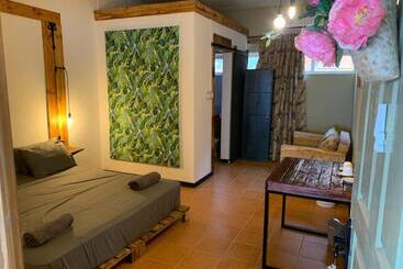 هتل Bon Vivant Front De Mer   Ile Rodrigues