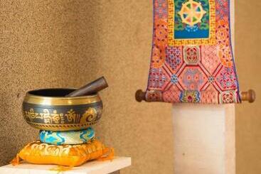 بنسيون стаи за гости в ритрийт център светлина мир любов Guest Rooms In Light Peace Love Center