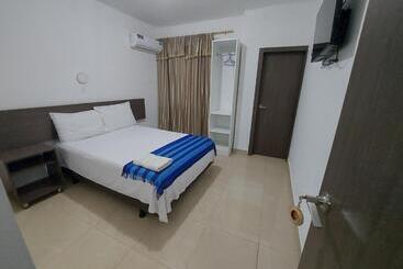 پانسیون Hostal Los Gavilanes