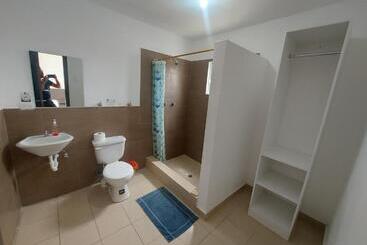 پانسیون Hostal Los Gavilanes