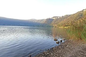 پانسیون La Dimora Del Lago