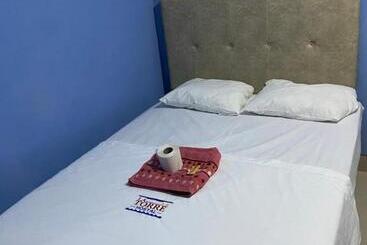 پانسیون Latorre Hostal