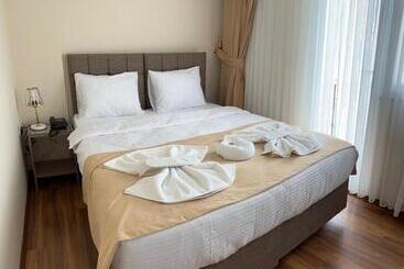 Taksim Nacre 360 Suit