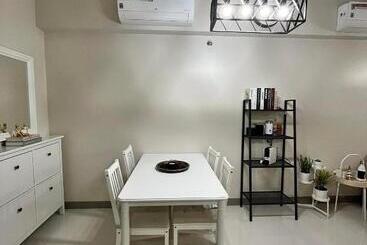 Eastwood Global Plaza Luxury Residence