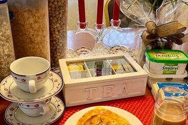 تختخواب و صبحانه G 1215 Apartment