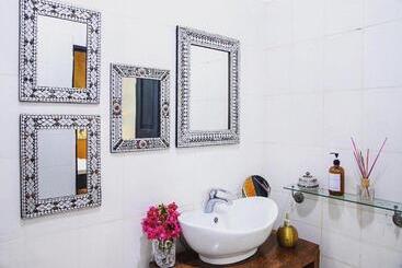تختخواب و صبحانه Killi Bohemian Luxury