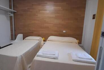 تختخواب و صبحانه L Attico Di Matilde