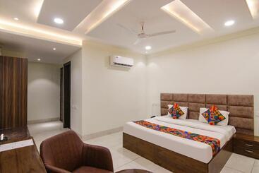 Fabhotel Prism Grand
