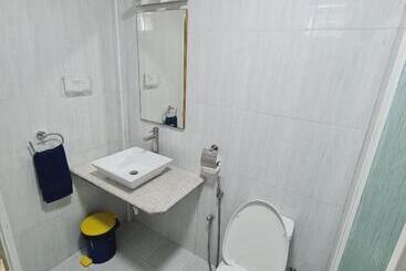 هتل Aanirustayinn