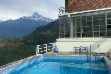هتل Dhikidada Resort