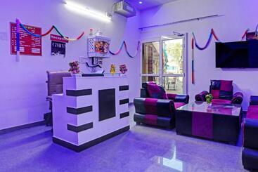 هتل Oyo Ajay Guest House