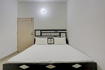 هتل Oyo Ajay Guest House