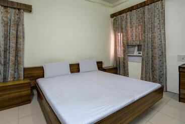 Oyo Hotel Friday S