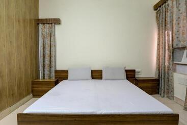 Oyo Hotel Friday S