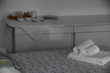 پانسیون Residenza Delle Farfalle Tripla Con Bagno Privato E Matrimoniale Con Bagno Condiviso