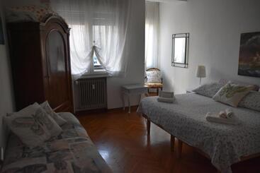 پانسیون Residenza Delle Farfalle Tripla Con Bagno Privato E Matrimoniale Con Bagno Condiviso