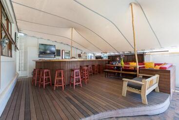 旅馆 Green Elephant Backpackers