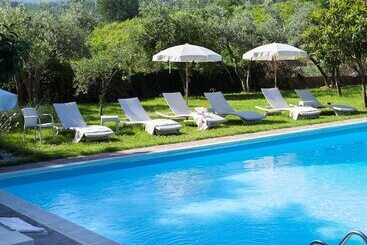 تختخواب و صبحانه Villa Fillinelle