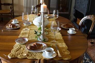 تختخواب و صبحانه Villa Fillinelle