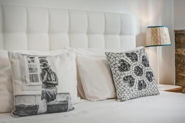 مسافرخانه Loulé Coreto Guesthouse